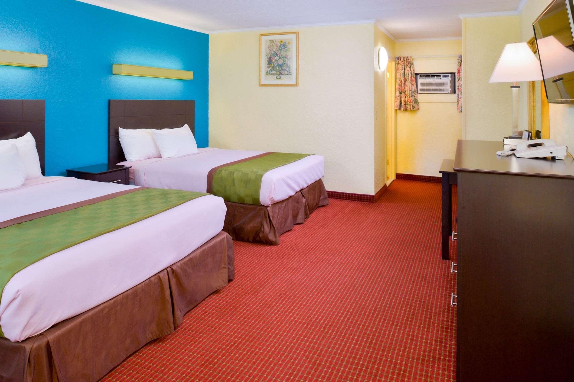 Rodeway Inn Orleans - Cape Cod Екстер'єр фото