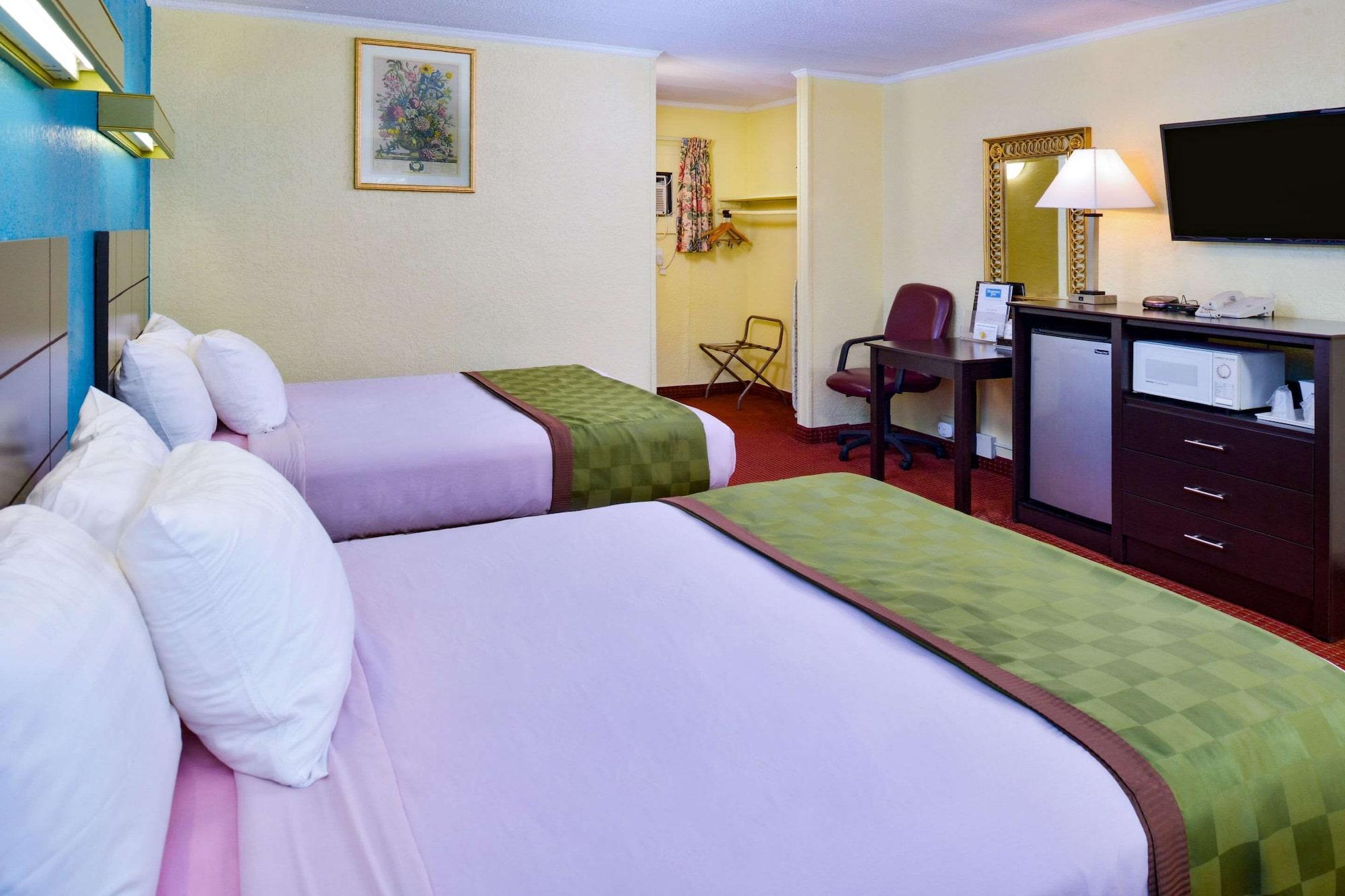 Rodeway Inn Orleans - Cape Cod Екстер'єр фото