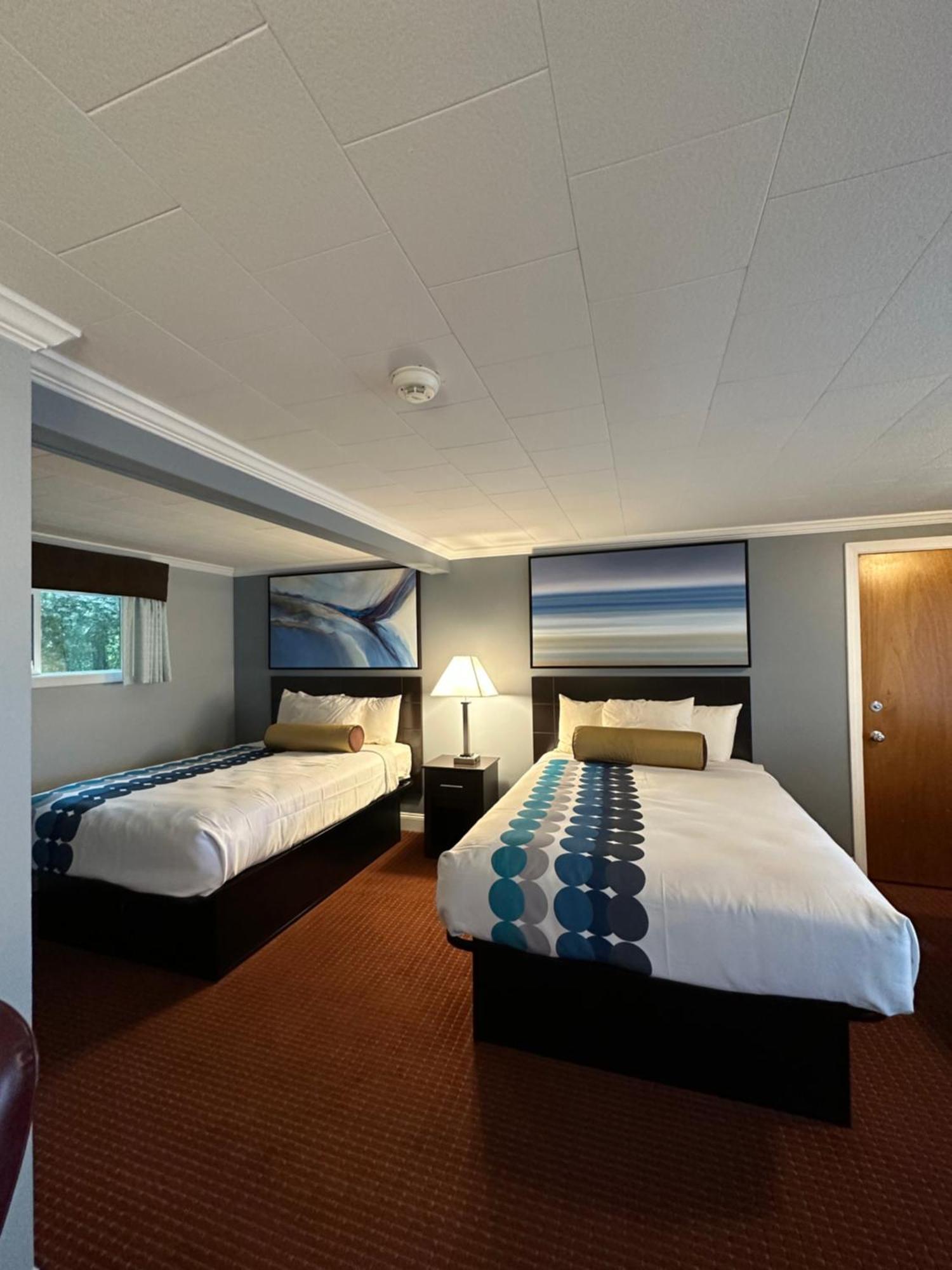 Rodeway Inn Orleans - Cape Cod Екстер'єр фото